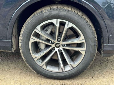 2026 Audi Q7 45 Premium