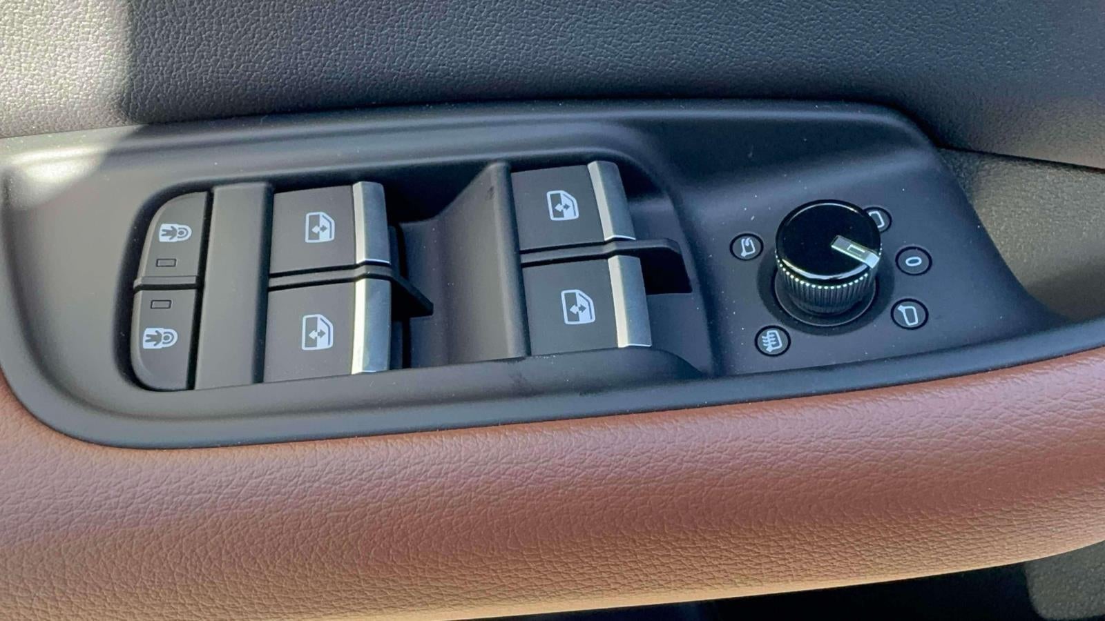 2025 Audi Q8 55 Premium