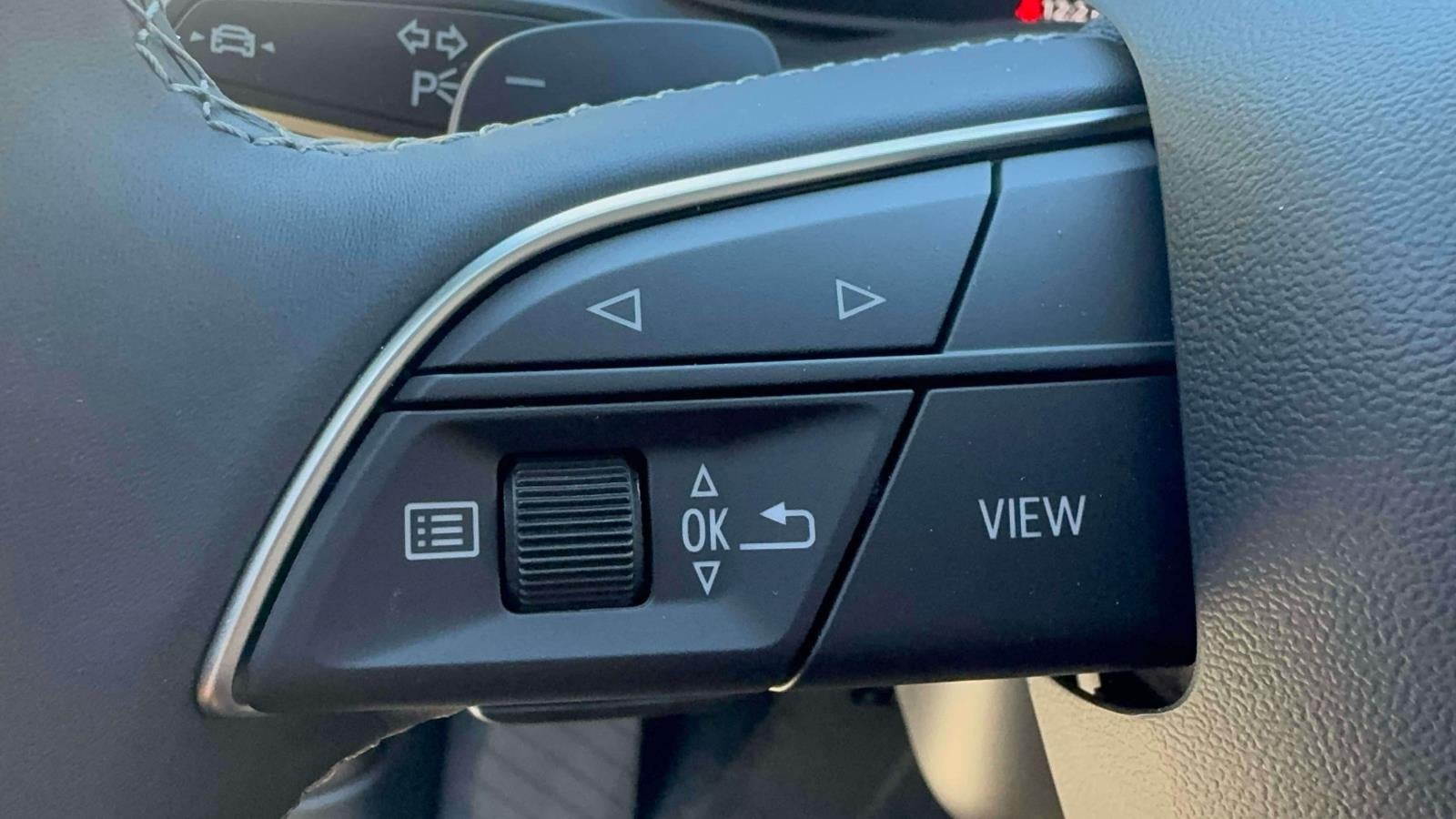 2025 Audi Q8 55 Premium