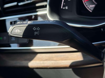 2025 Audi Q8 55 Premium