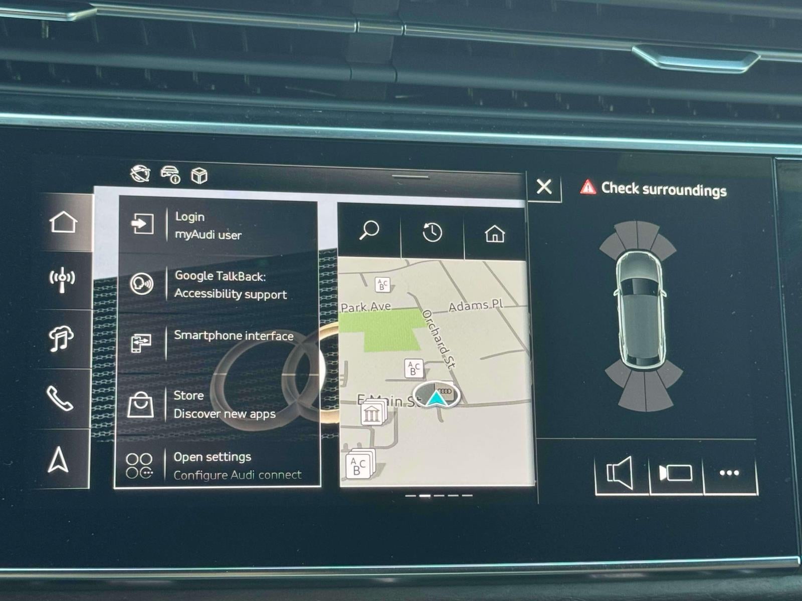 2025 Audi Q8 55 Premium