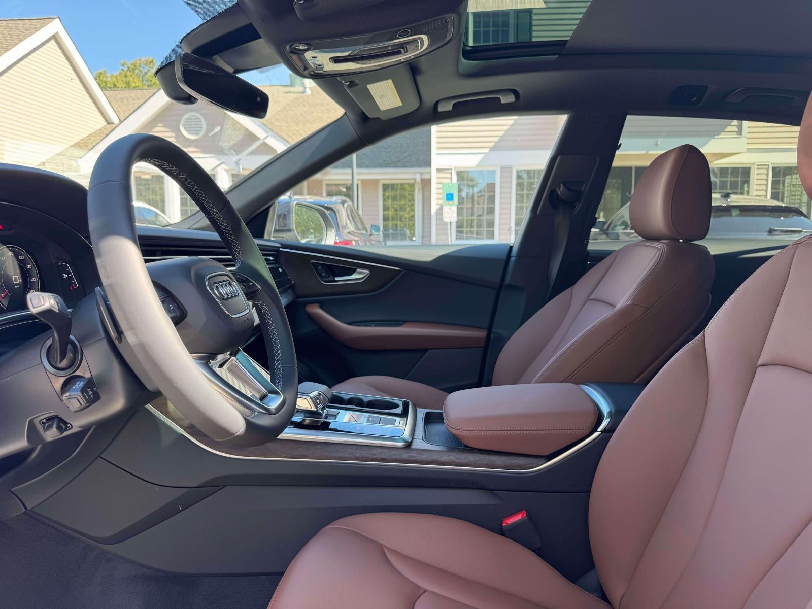 2025 Audi Q8 55 Premium