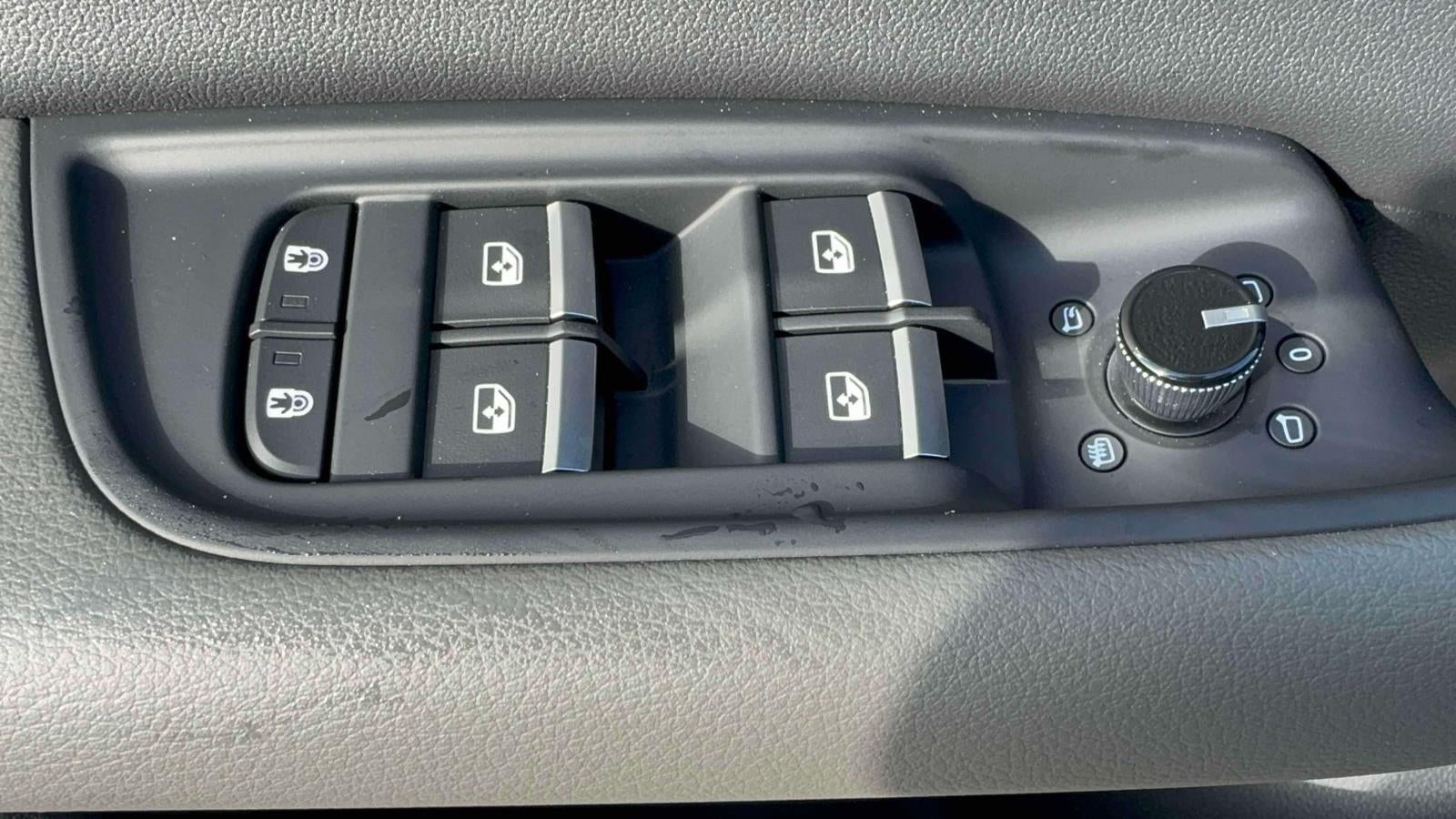 2025 Audi Q8 55 Premium