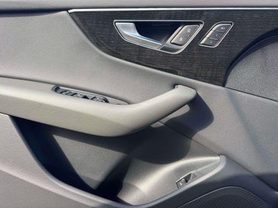 2025 Audi Q8 55 Premium