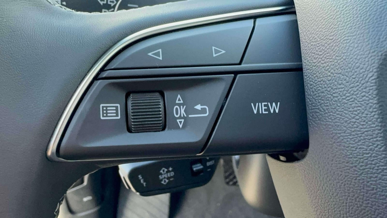 2025 Audi Q8 55 Premium