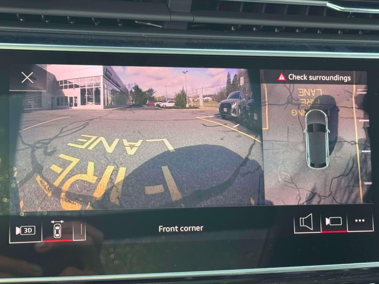 2025 Audi Q8 55 Premium