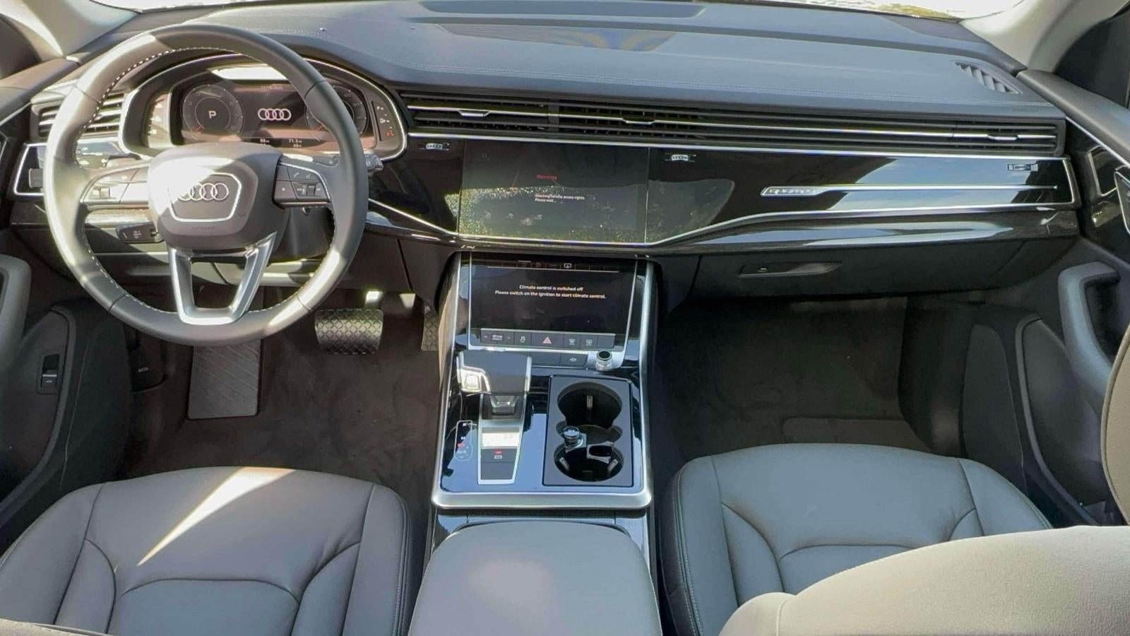 2025 Audi Q8 55 Premium