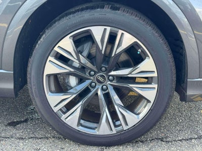 2025 Audi Q8 55 Premium