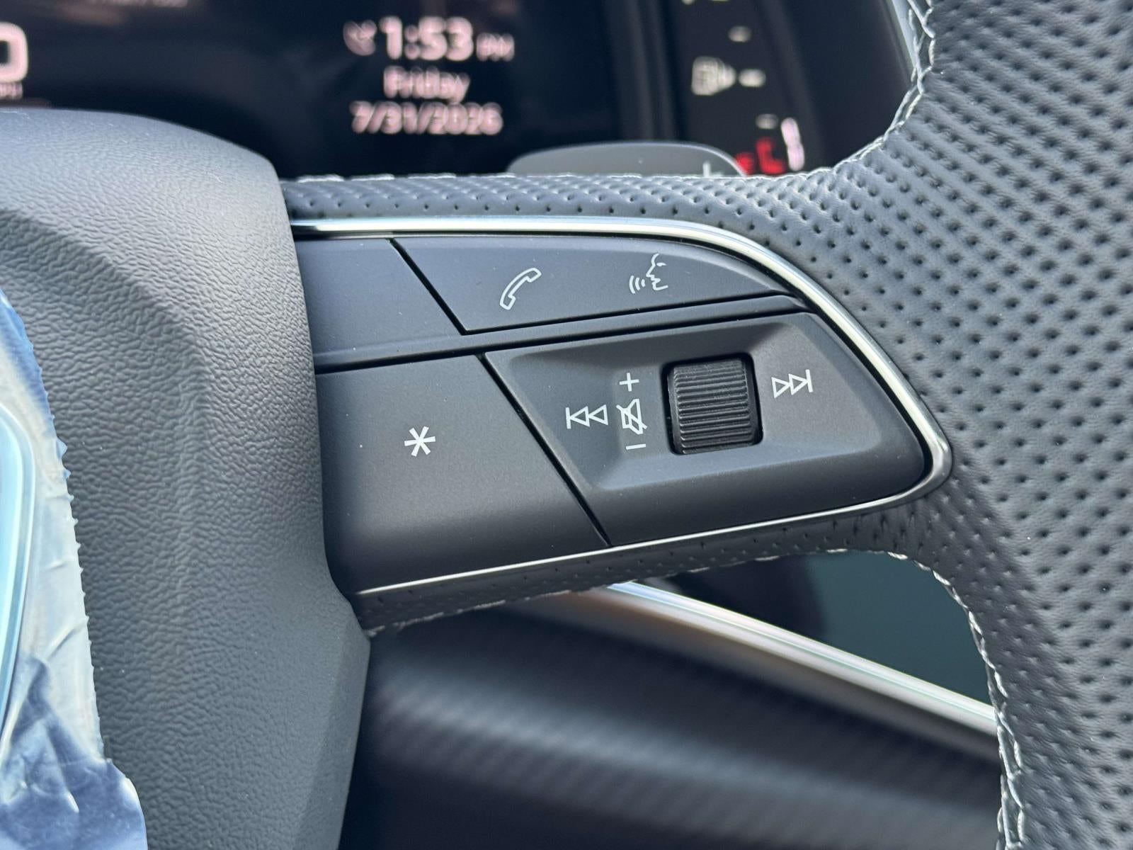 2026 Audi SQ8 4.0T Premium Plus