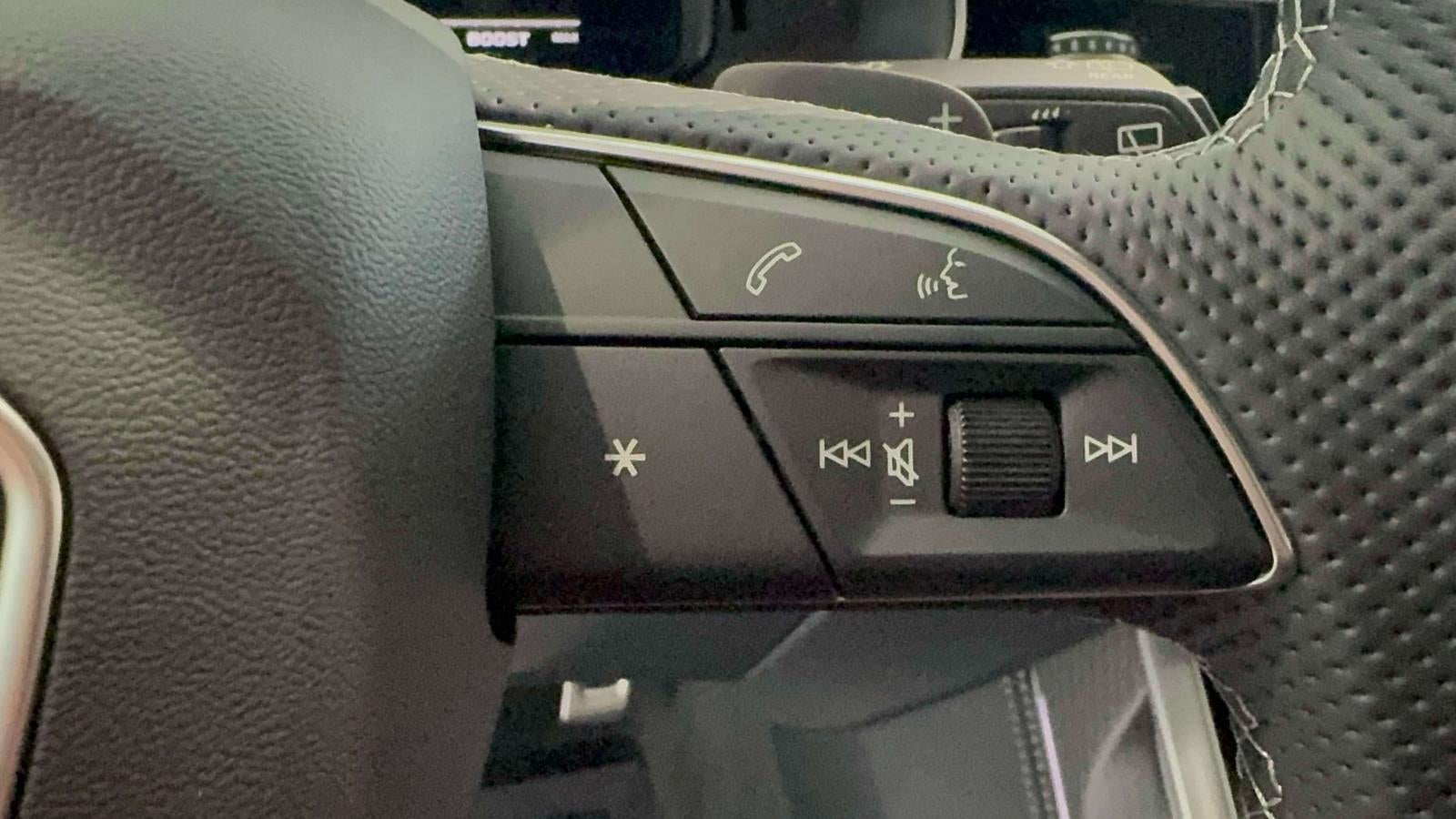 2026 Audi SQ8 4.0T Premium Plus