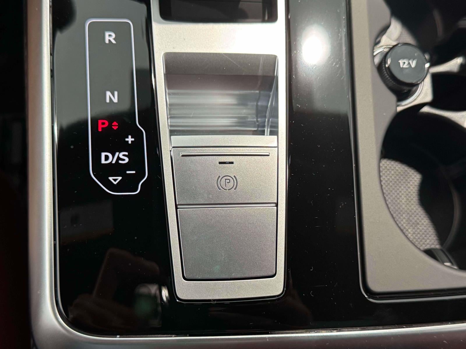 2026 Audi SQ8 4.0T Premium Plus