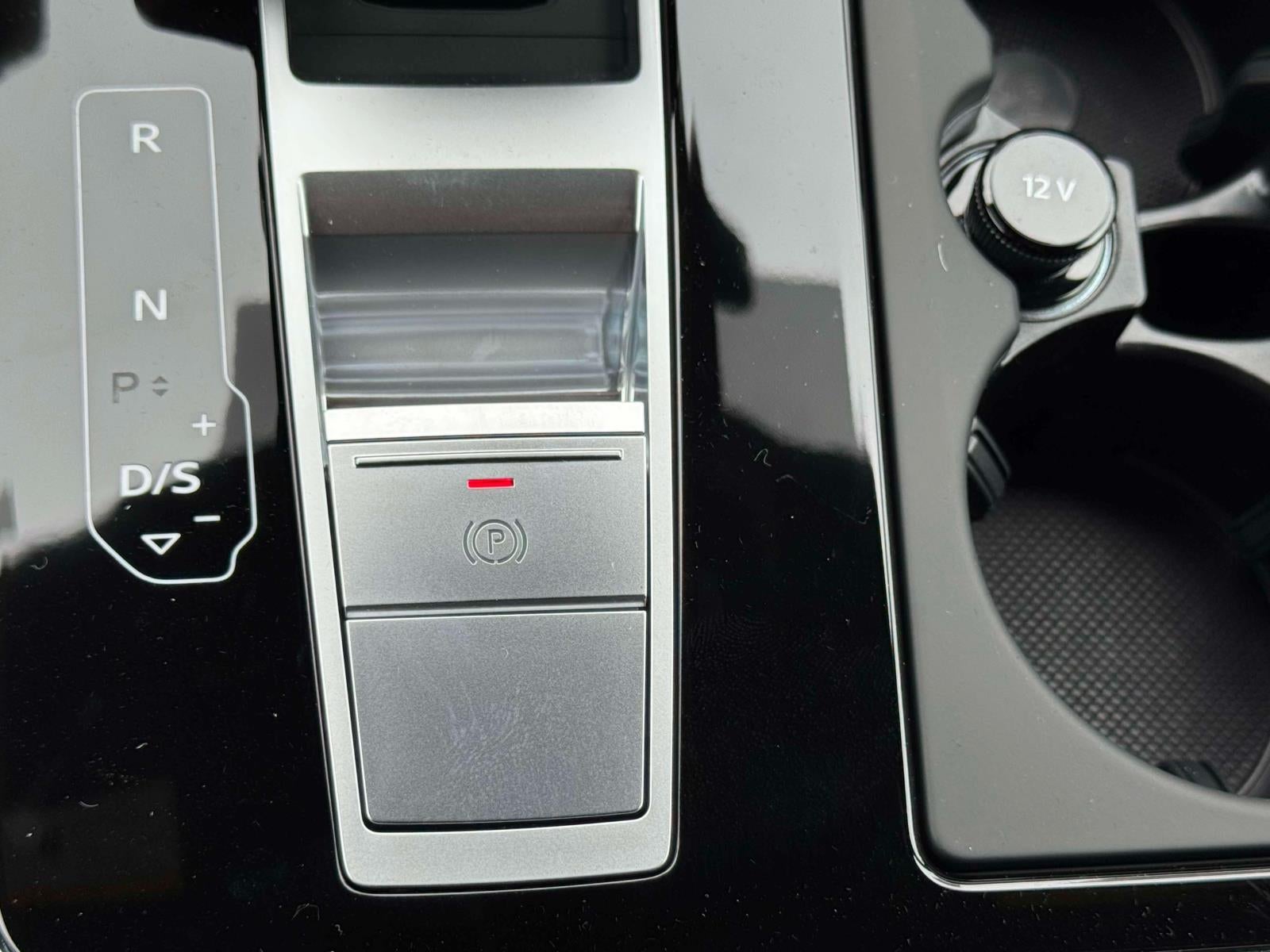 2026 Audi SQ8 4.0T Premium Plus