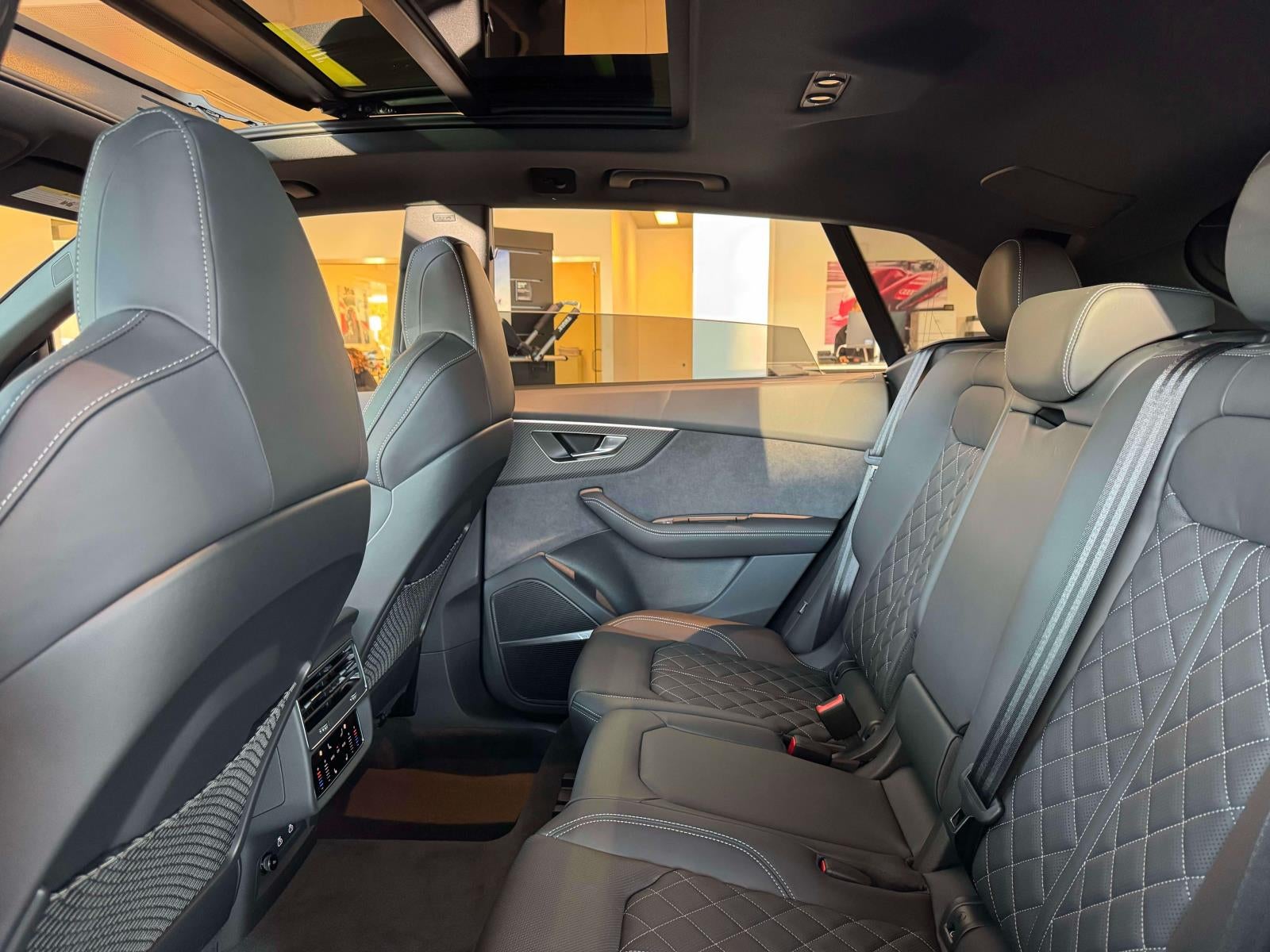 2025 Audi SQ8 4.0T Premium Plus