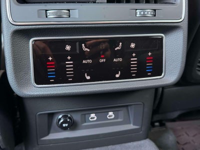 2026 Audi SQ7 Premium Plus