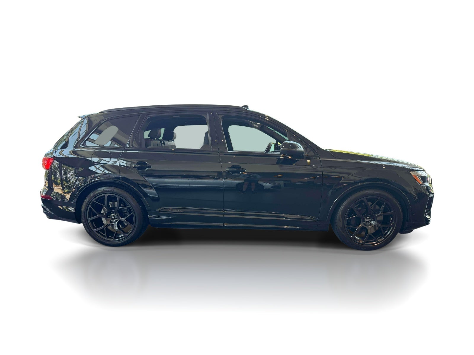 2026 Audi SQ7 Premium Plus