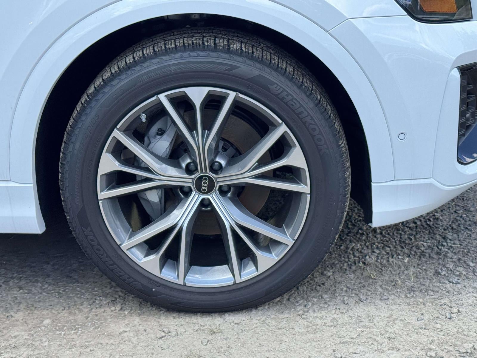 2026 Audi Q8 Premium Plus