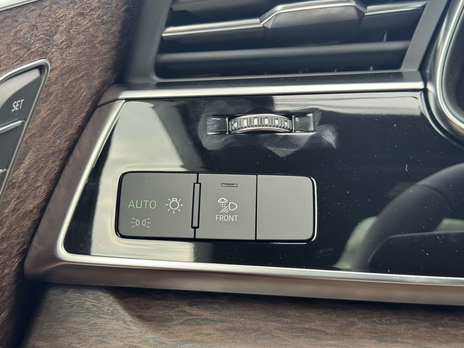 2026 Audi Q7 55 Premium