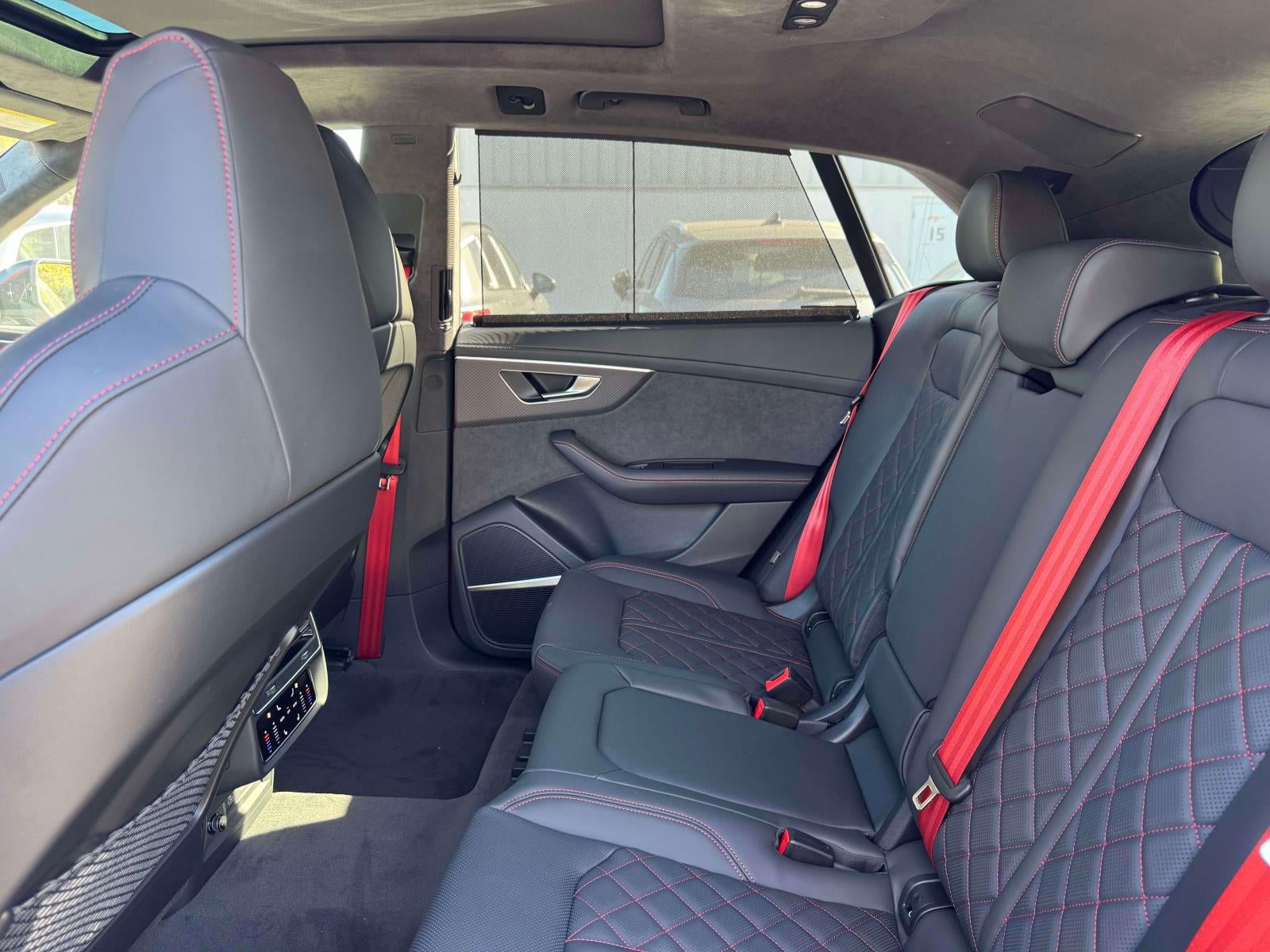 2027 Audi SQ8 4.0T Prestige