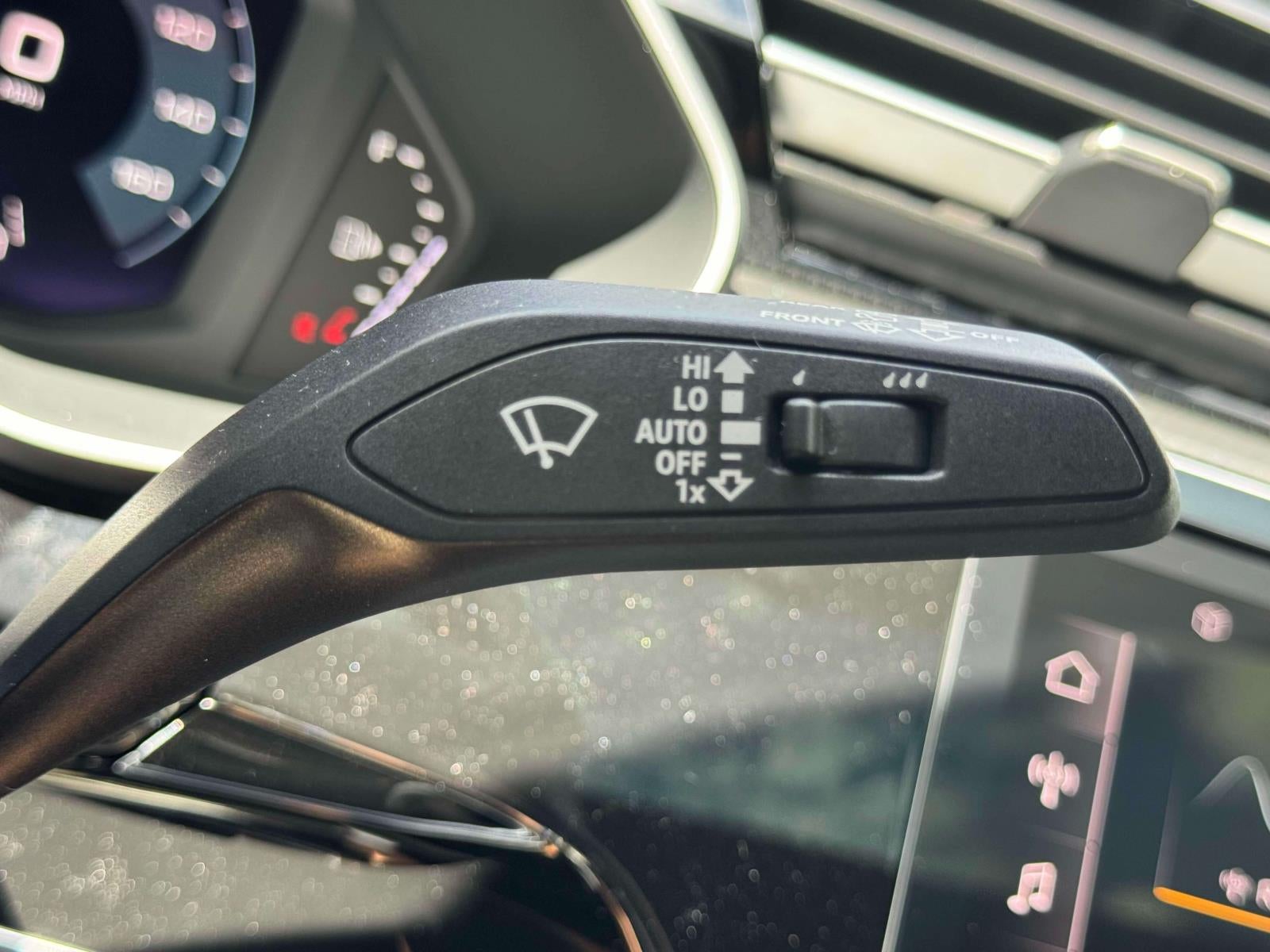 2025 Audi Q3 Premium