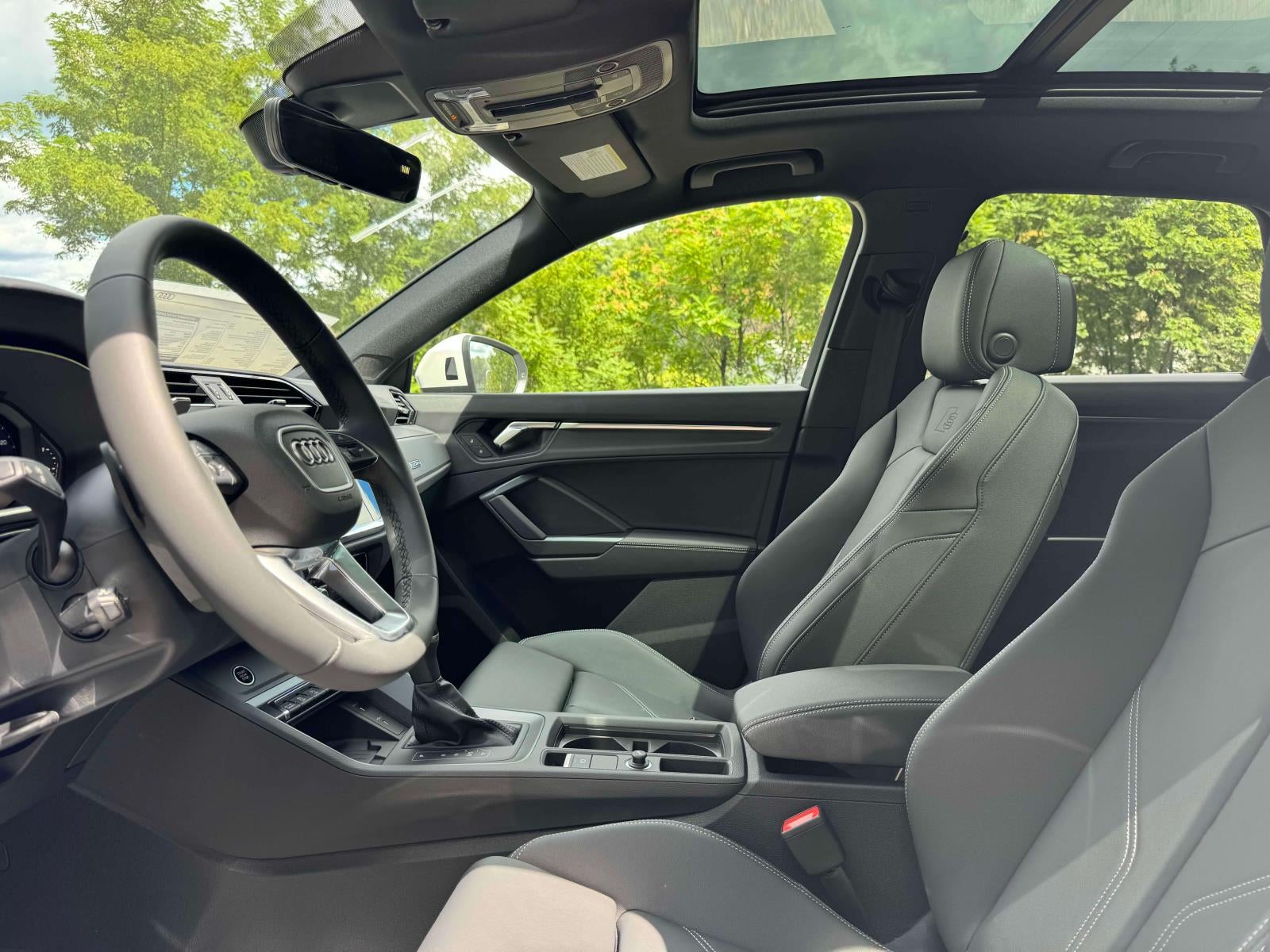 2025 Audi Q3 Premium