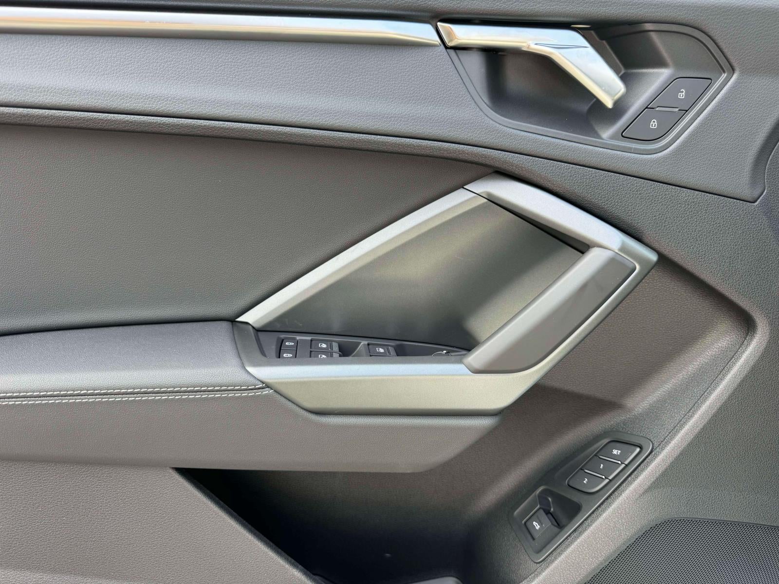 2025 Audi Q3 Premium