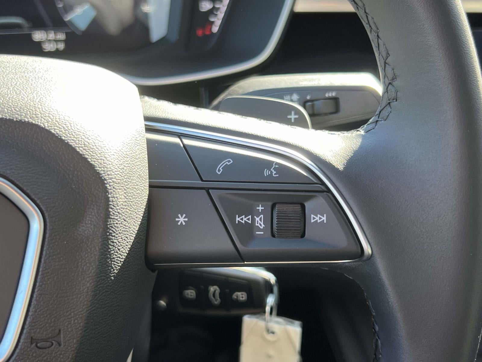 2025 Audi Q3 Premium