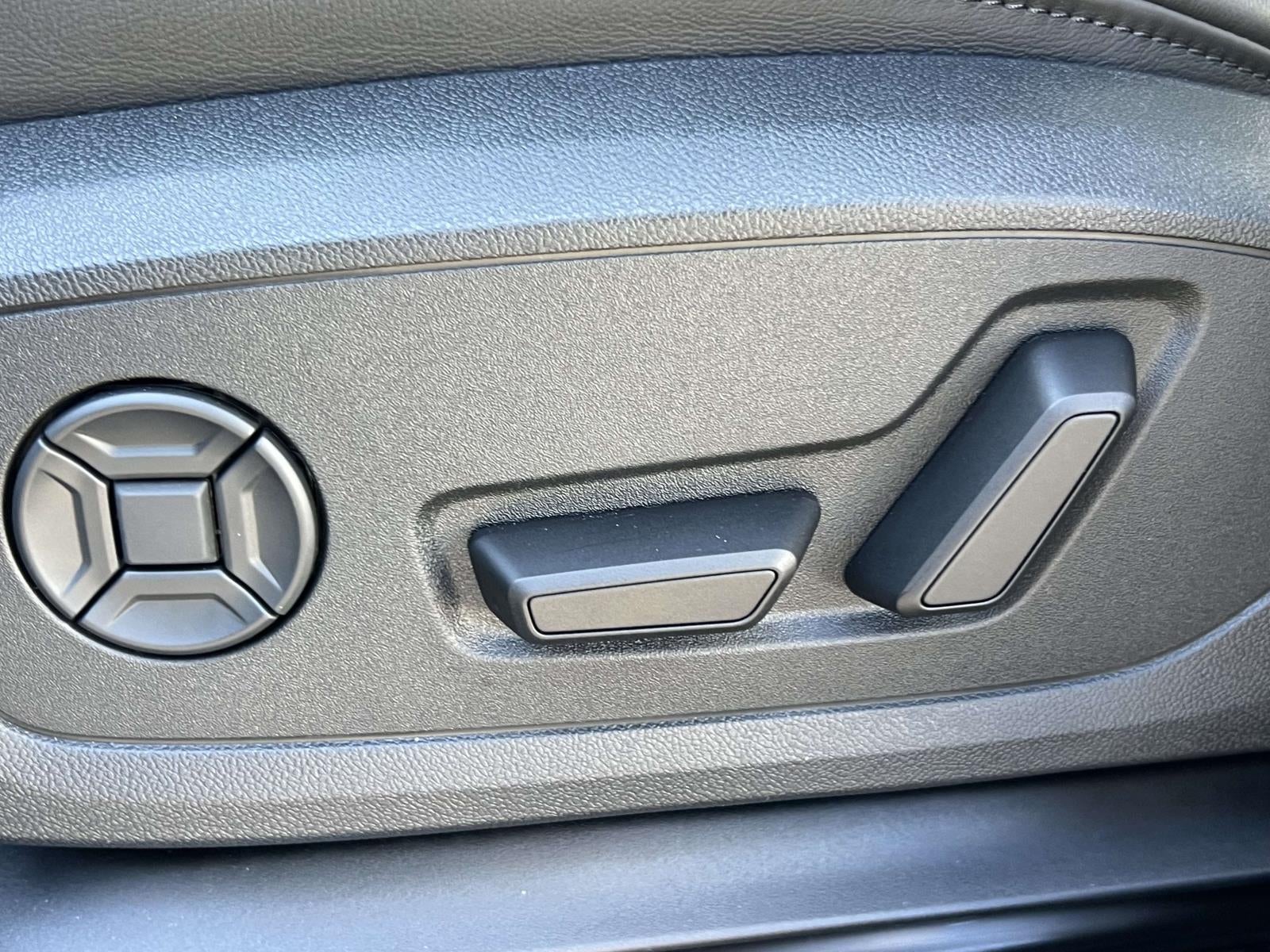 2025 Audi Q3 Premium