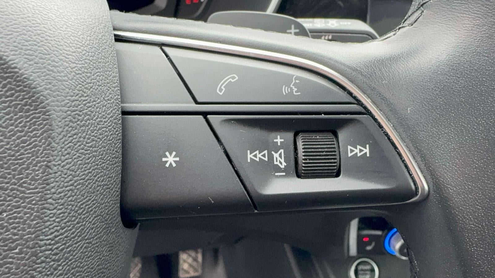 2023 Audi Q3 S line Premium 45 TFSI quattro