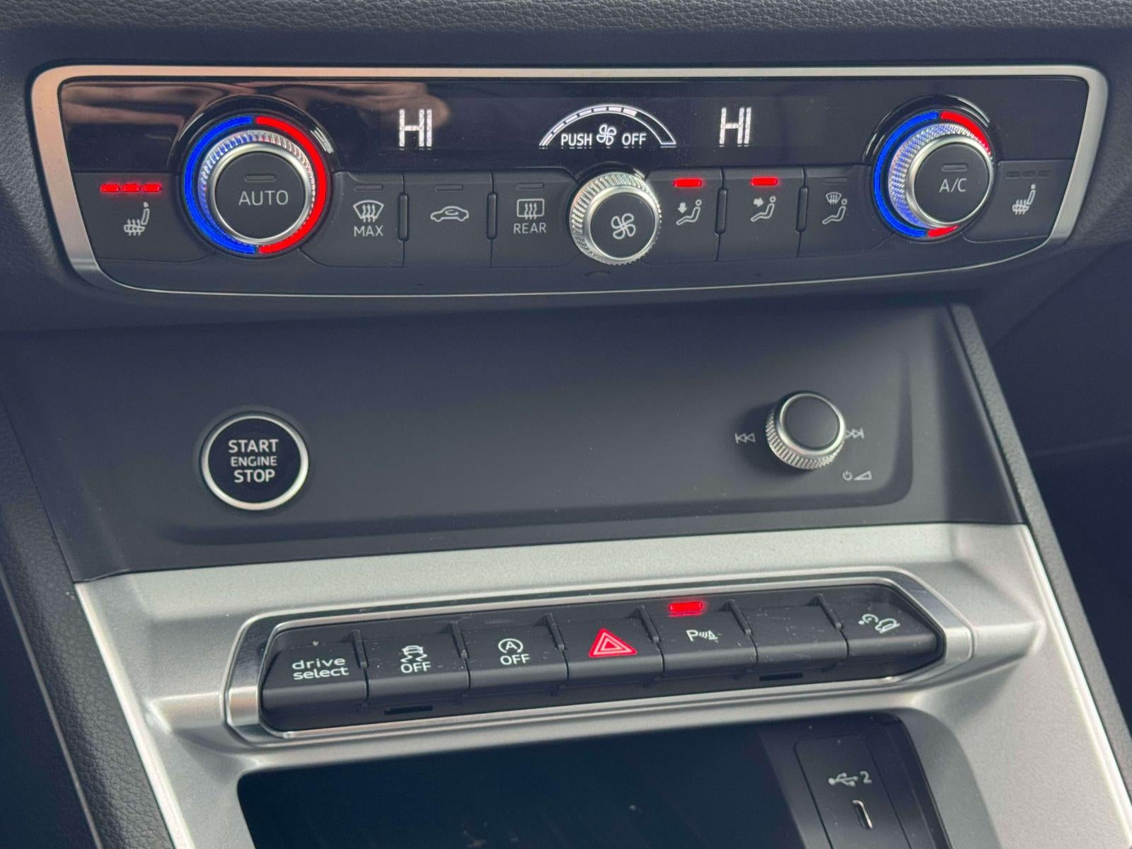 2025 Audi Q3 S line Premium 45 TFSI quattro