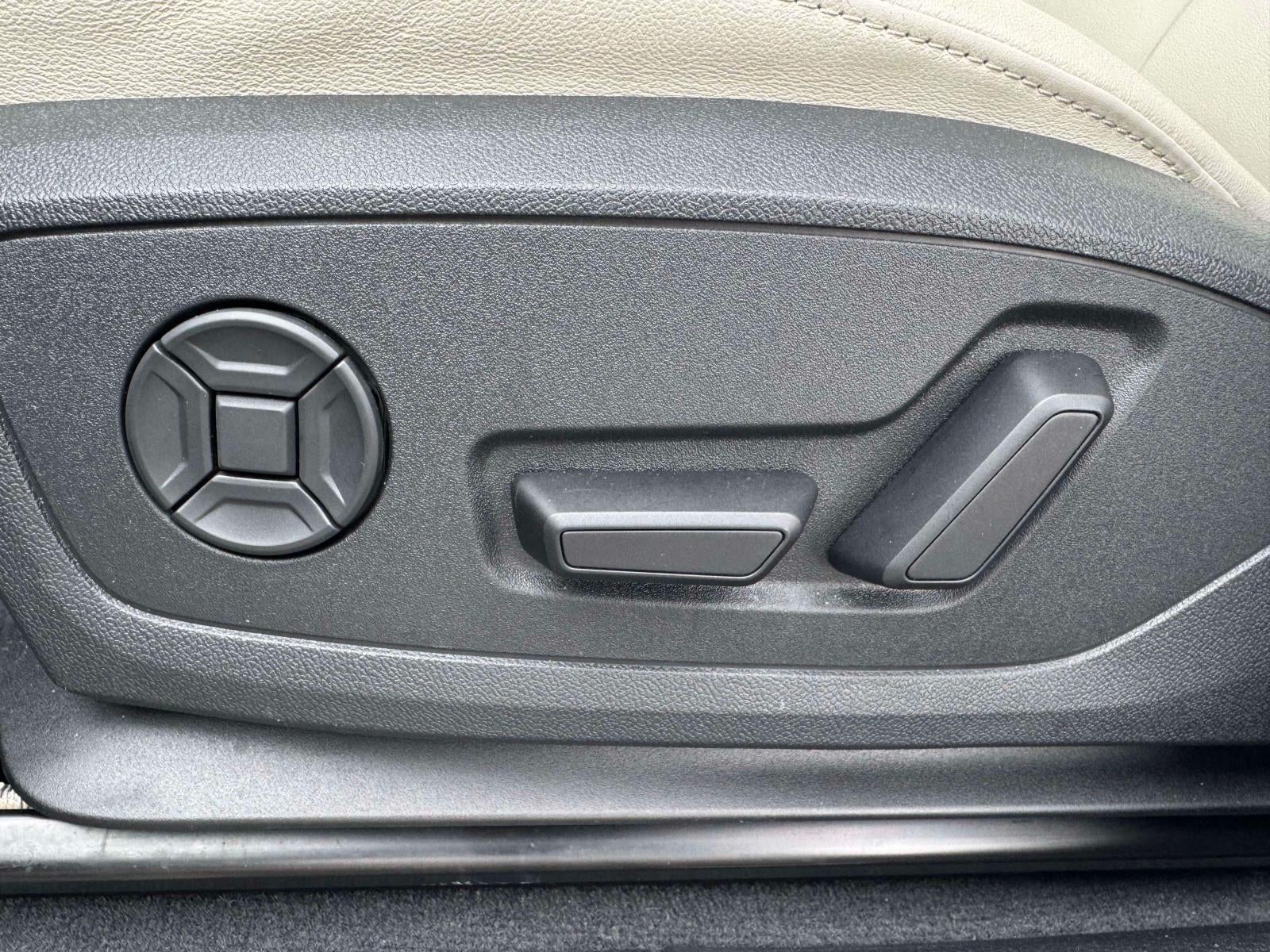 2025 Audi Q3 S line Premium 45 TFSI quattro