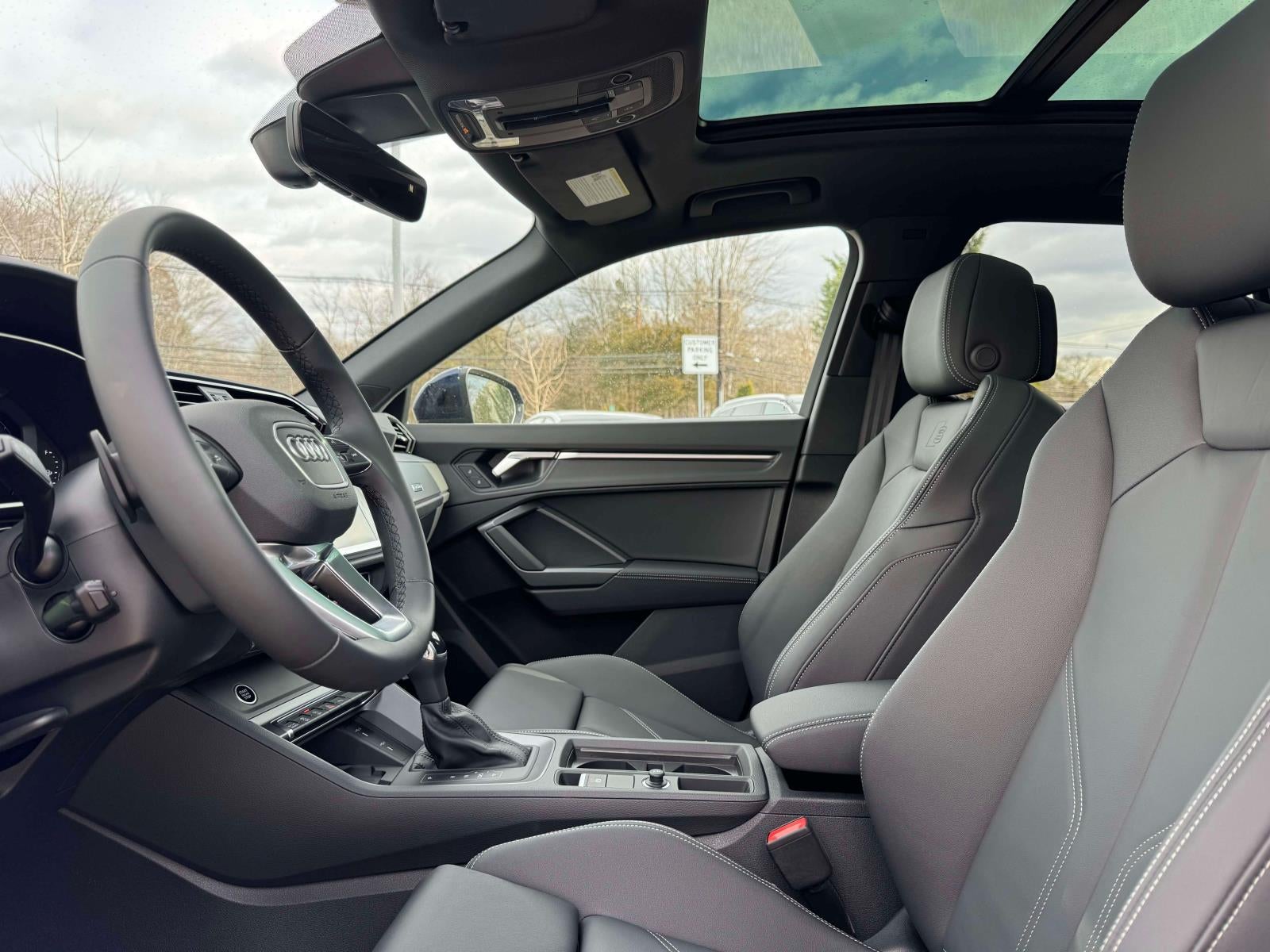 2025 Audi Q3 Premium