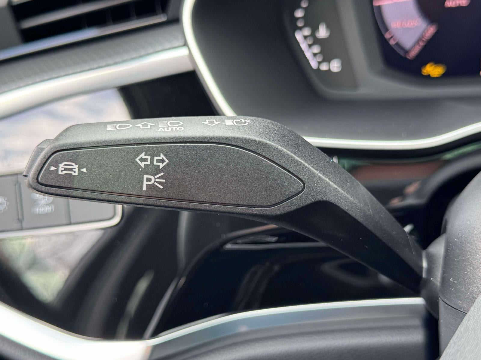 2025 Audi Q3 Premium