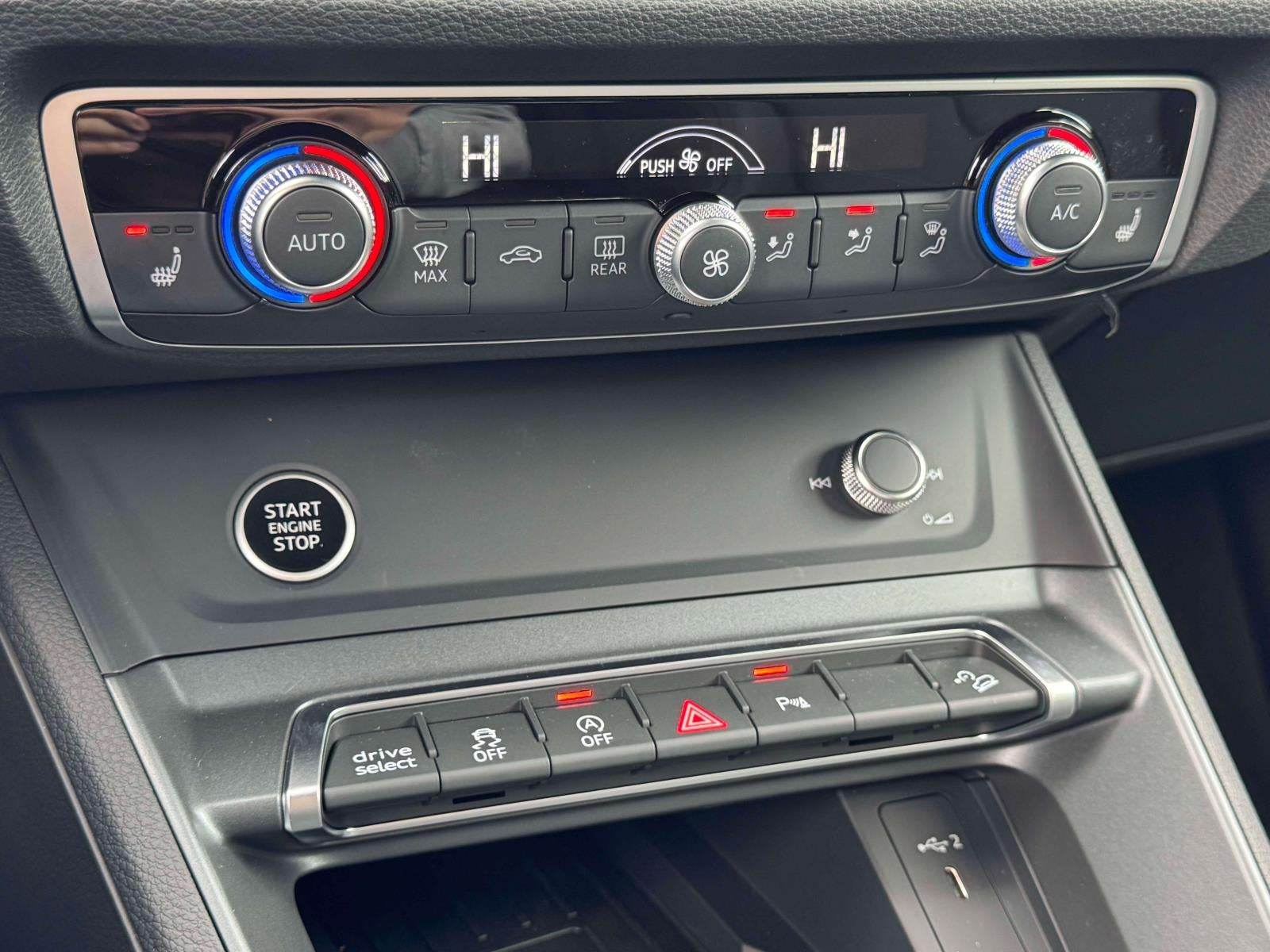 2025 Audi Q3 Premium