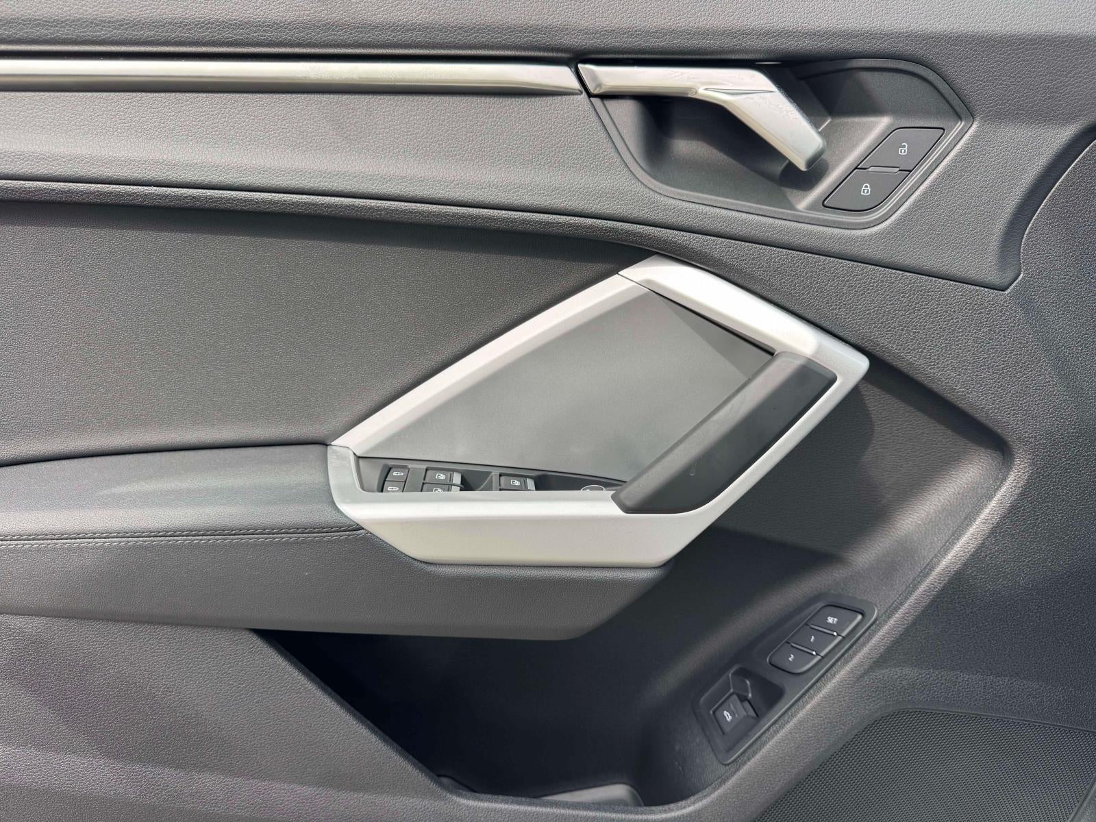 2025 Audi Q3 S line Premium 45 TFSI quattro