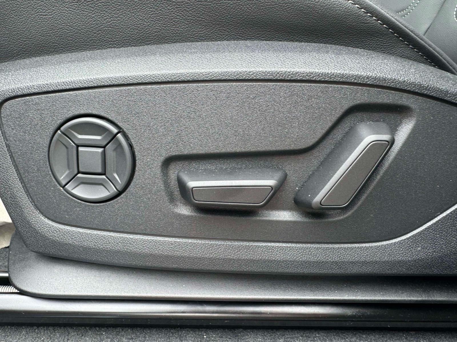 2025 Audi Q3 Premium