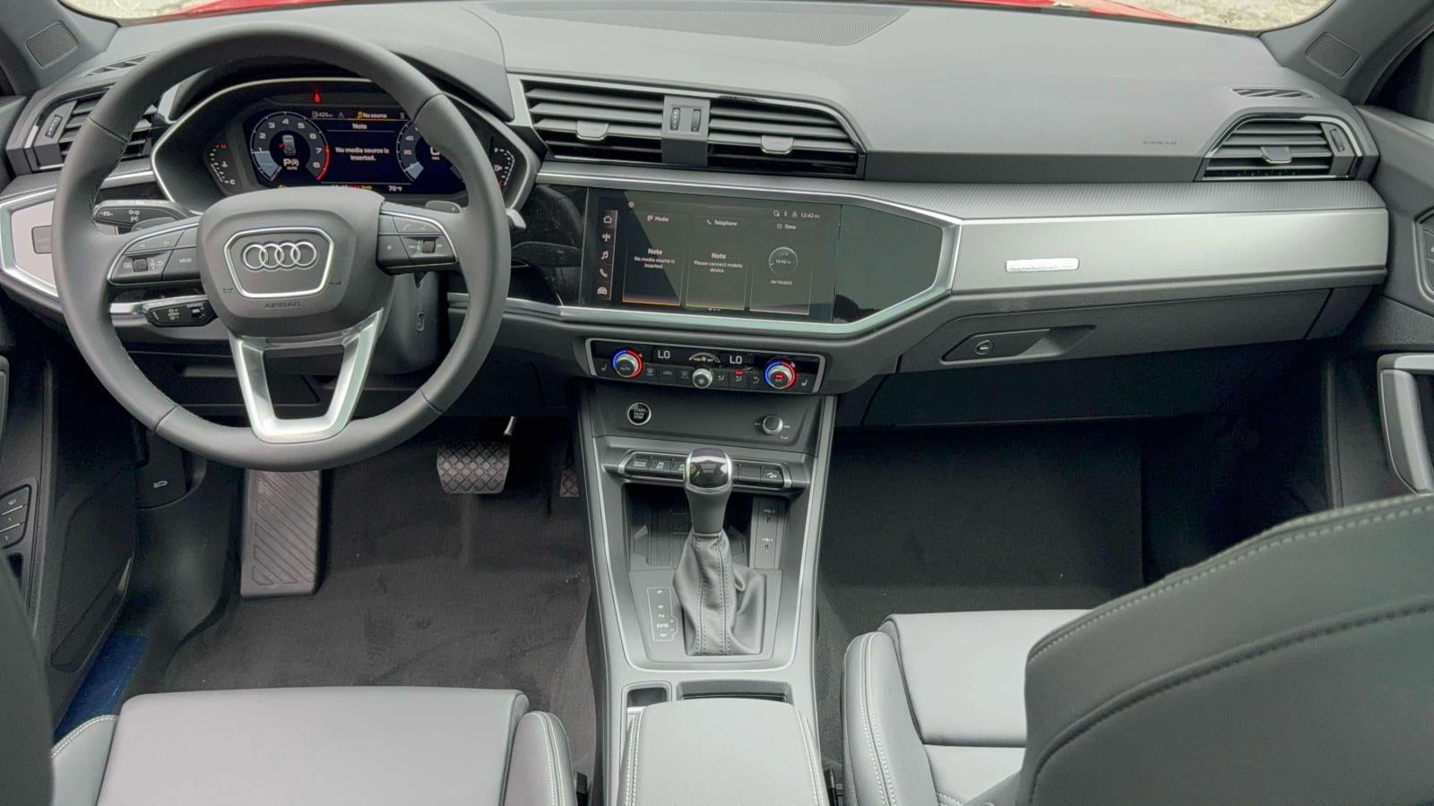 2025 Audi Q3 Premium