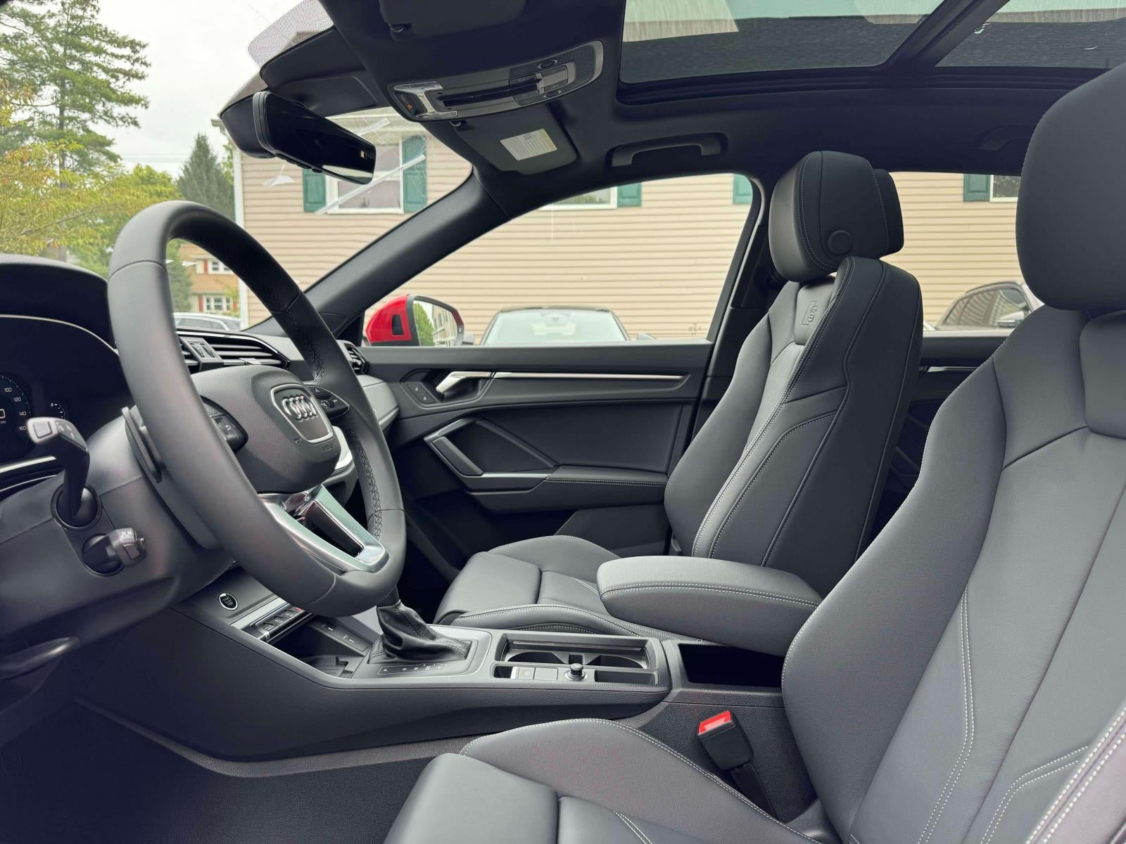 2025 Audi Q3 Premium