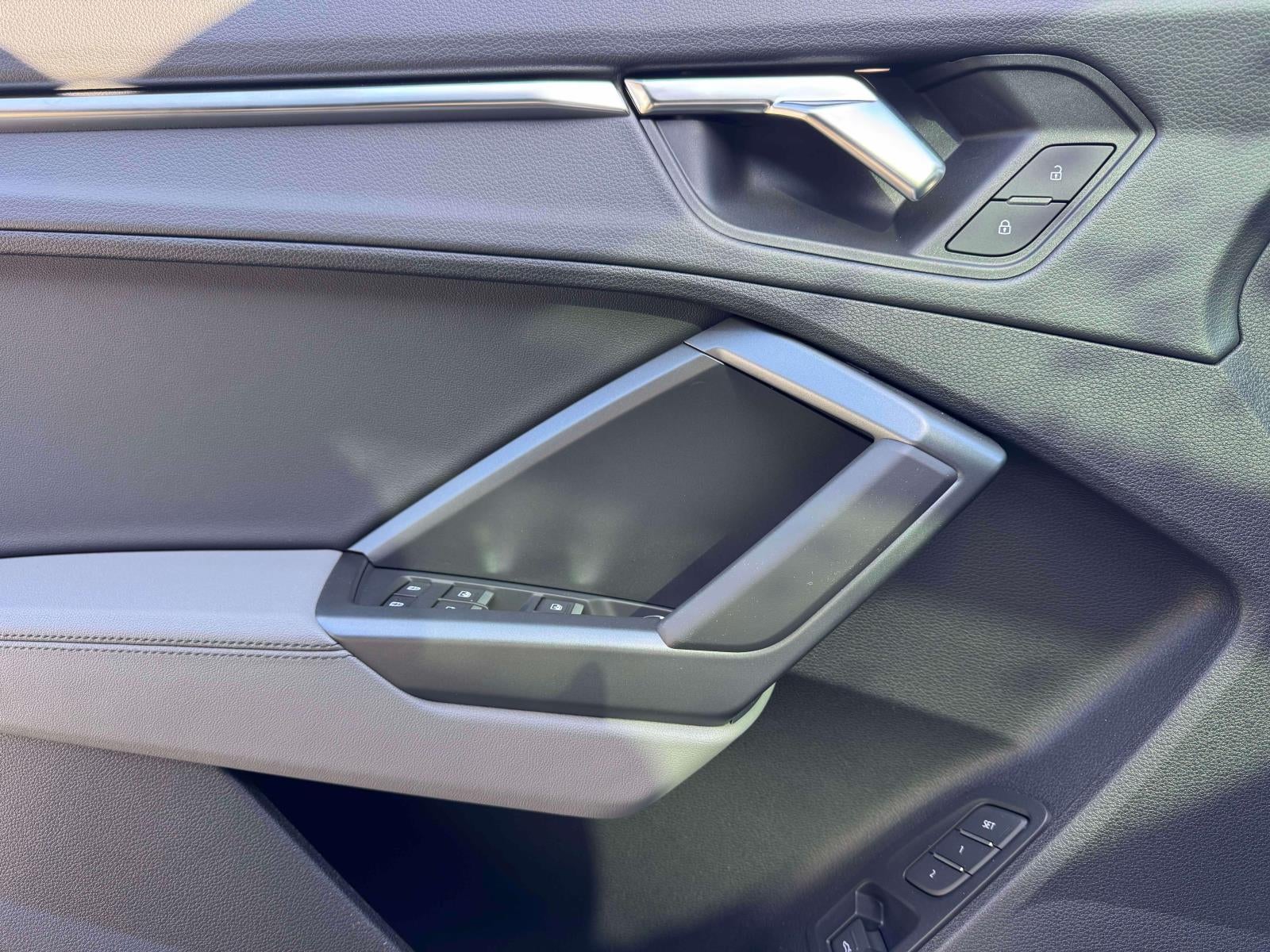 2025 Audi Q3 Premium