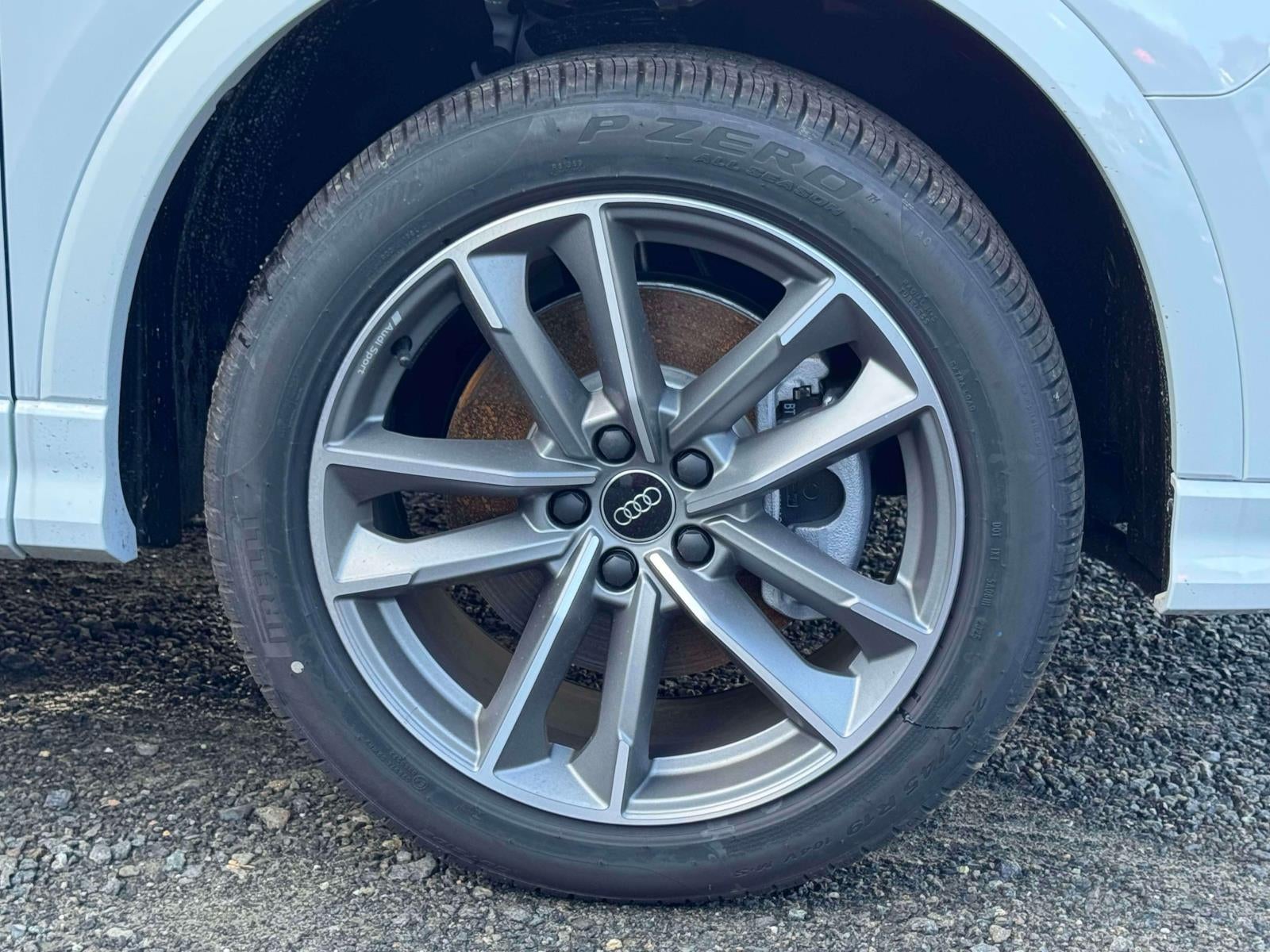 2025 Audi Q3 Premium