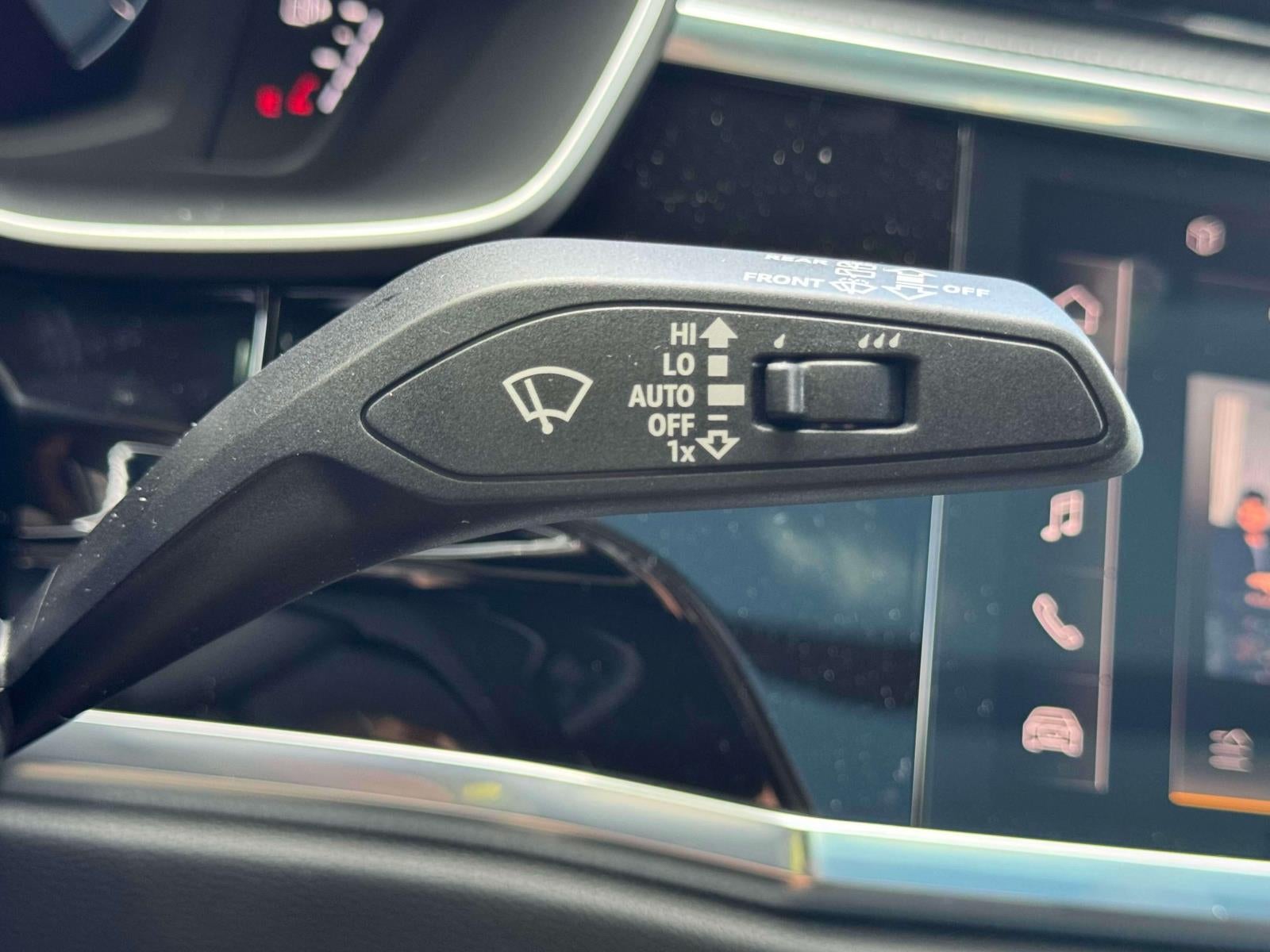 2025 Audi Q3 Premium