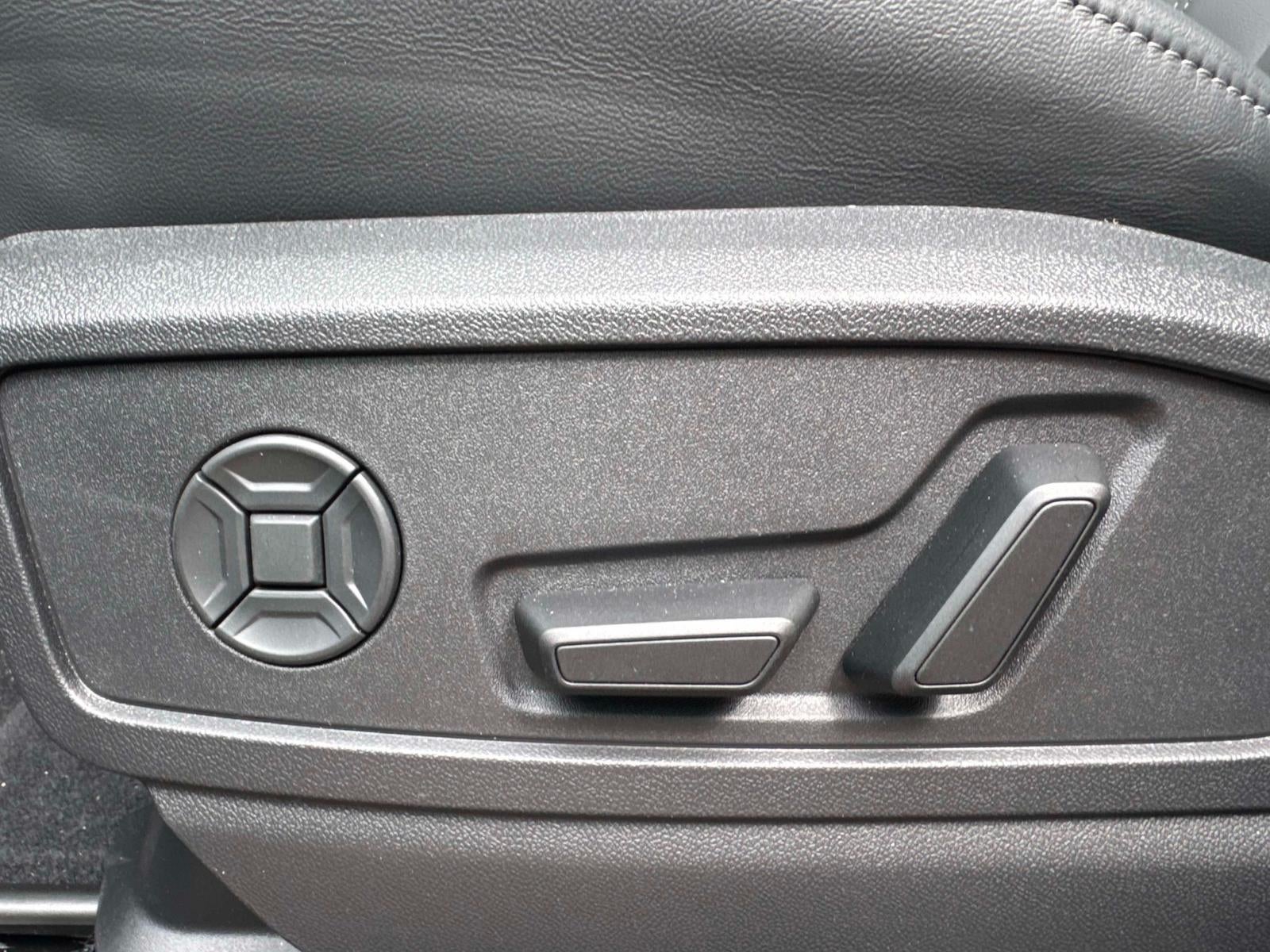 2025 Audi Q5 Sportback 2.0T Premium Plus