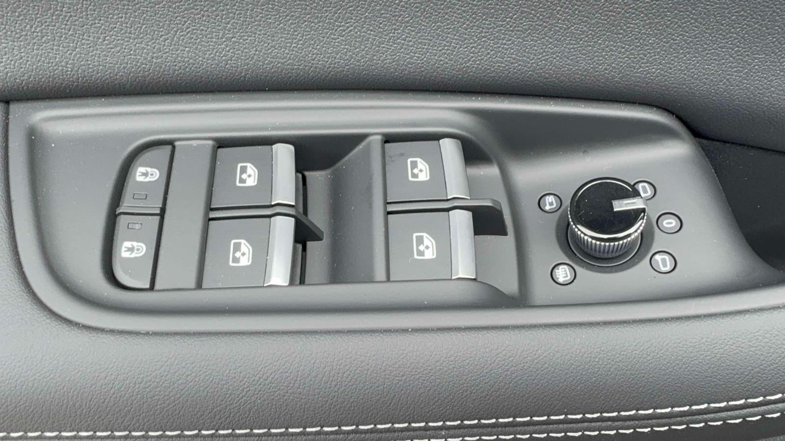 2026 Audi Q8 Premium Plus