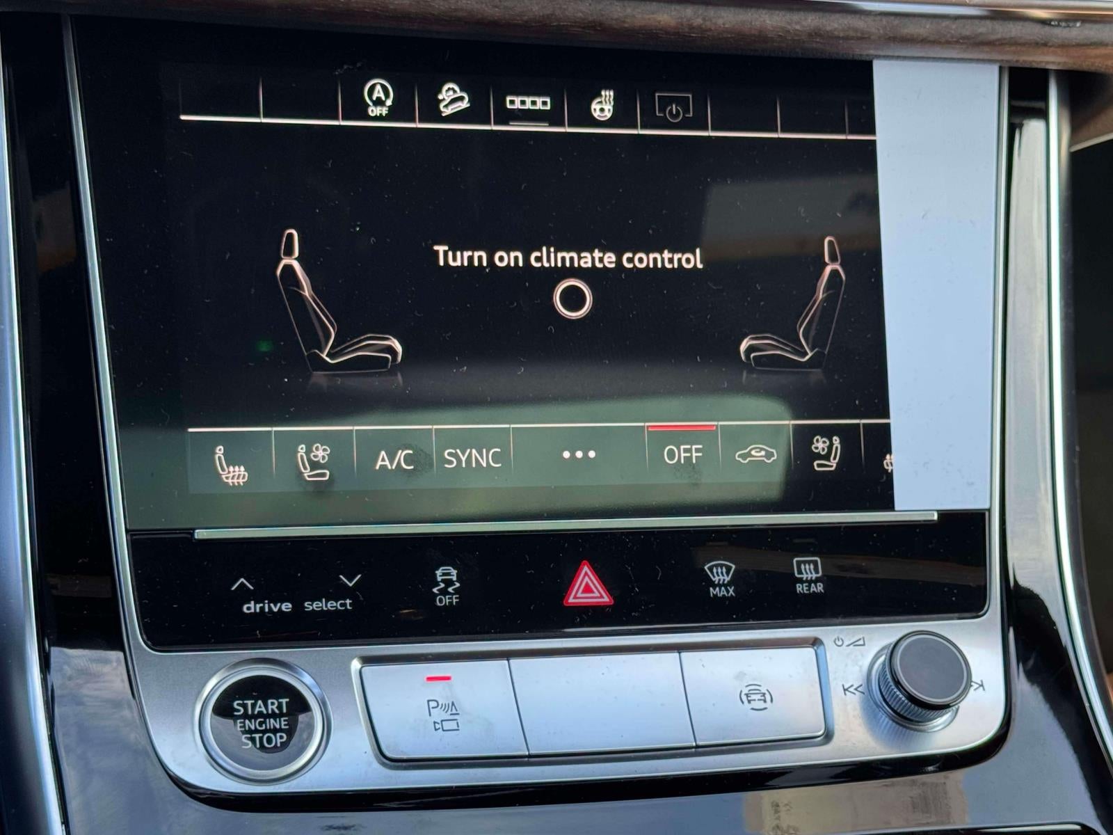2027 Audi Q8 Premium Plus