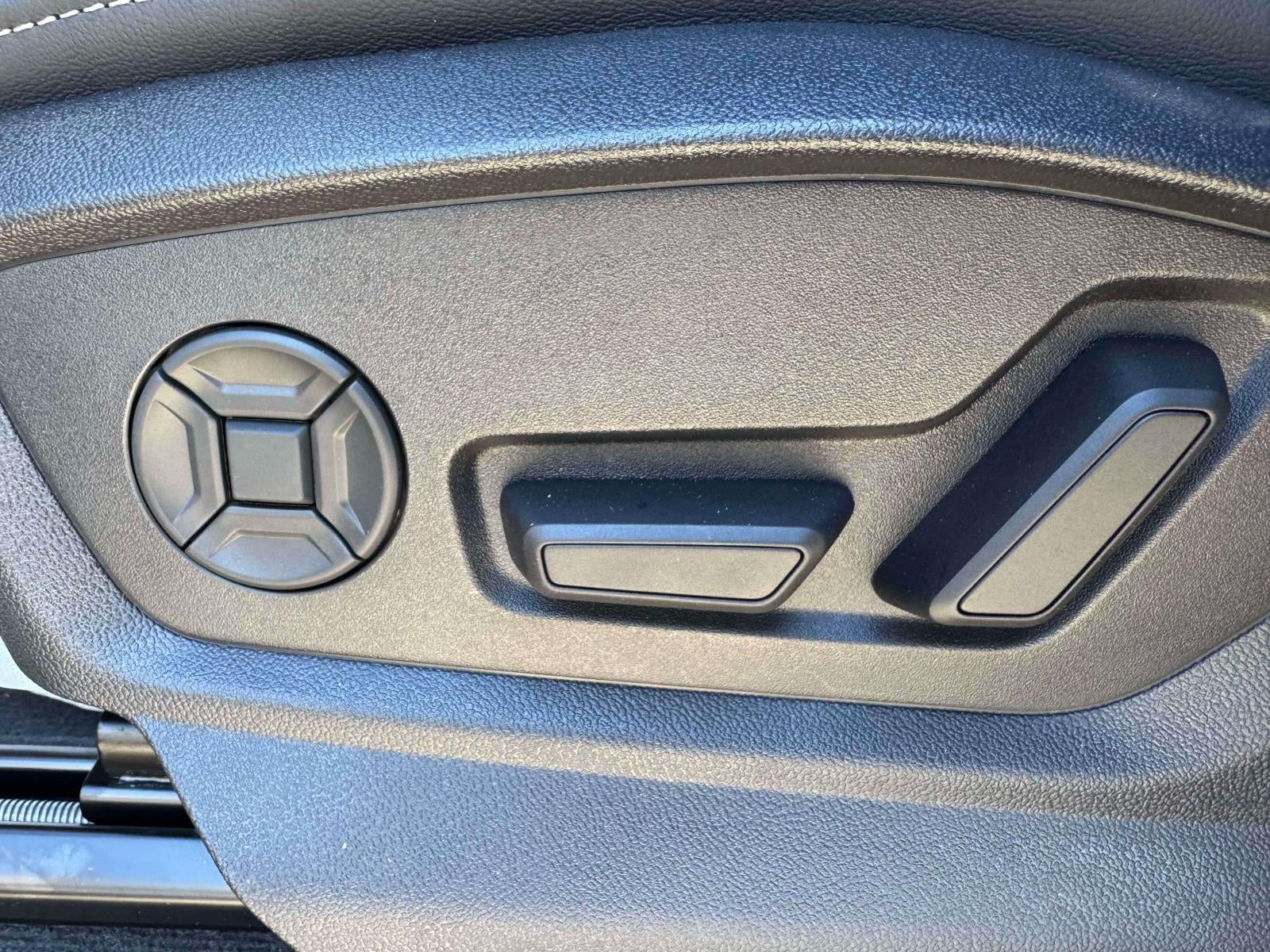 2026 Audi Q8 Premium Plus