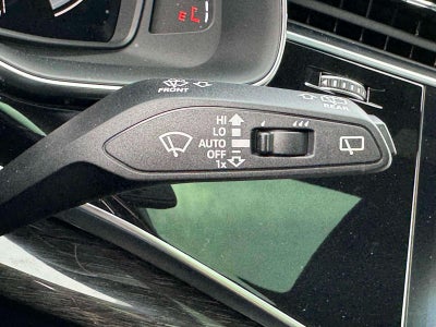 2025 Audi Q8 Premium Plus