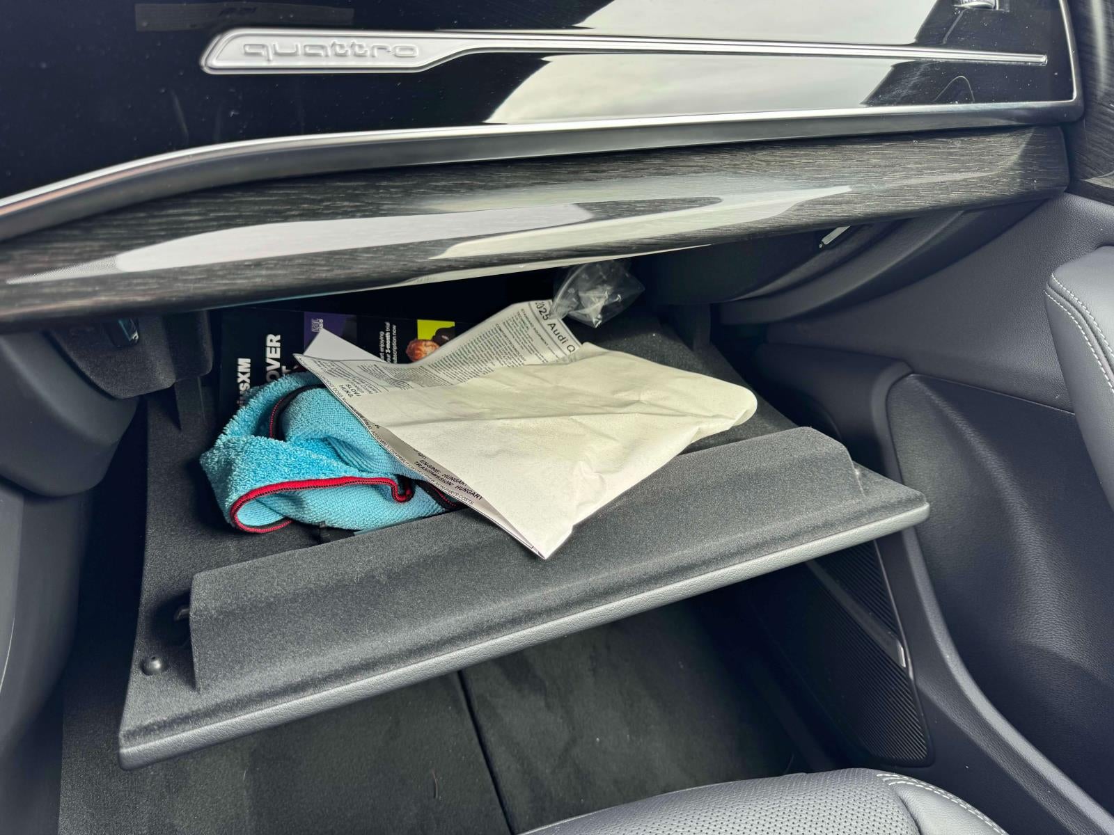 2025 Audi Q8 Premium Plus