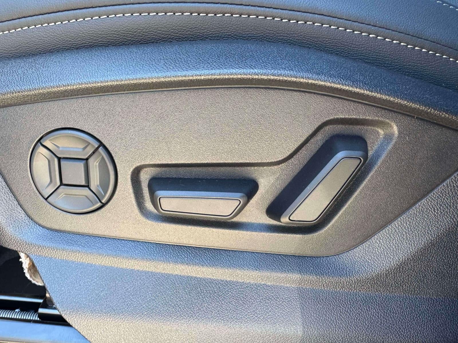 2026 Audi Q8 Premium Plus