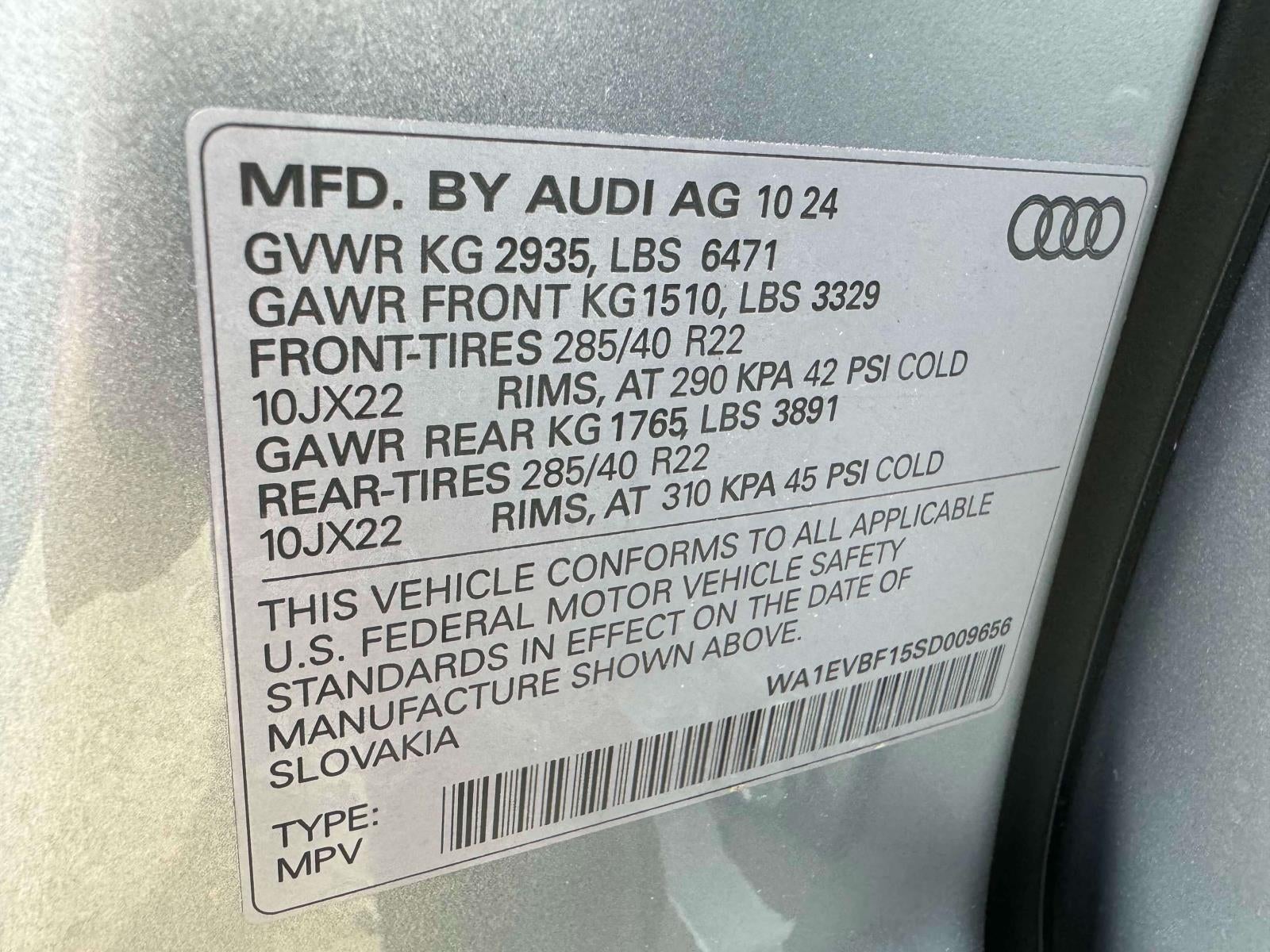 2025 Audi Q8 Premium Plus