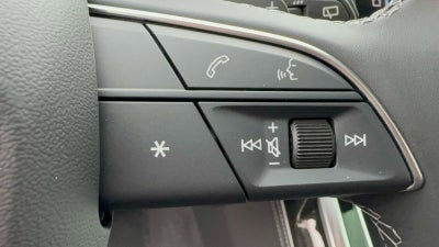 2025 Audi Q8 Premium Plus