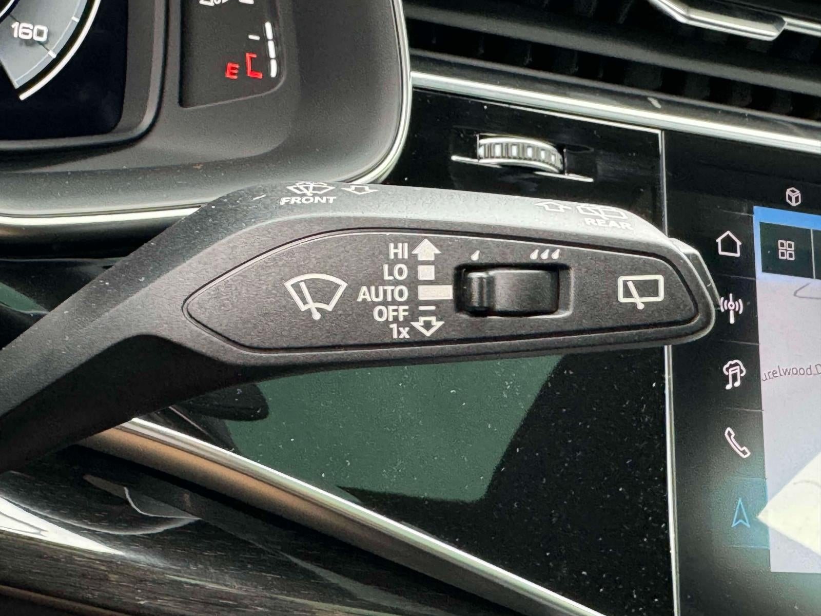 2025 Audi Q8 Premium Plus